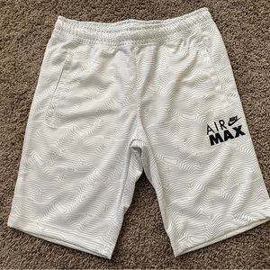 Nike Air Max All Over Print Shorts DO7243-100 White Men's Large New White Grey